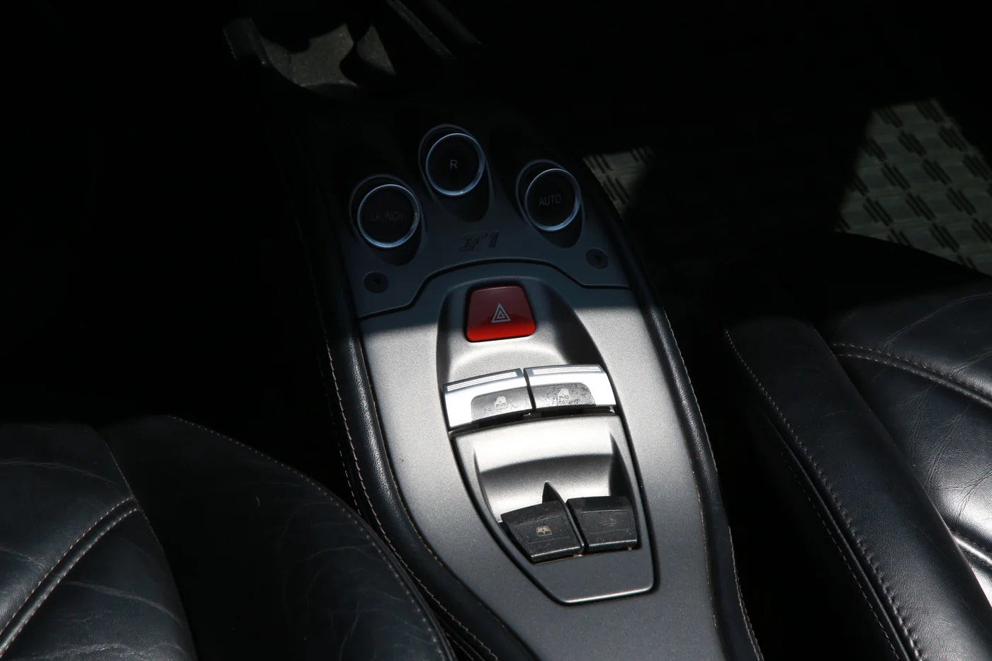 Ferrari 458 Spider — in the tunnel