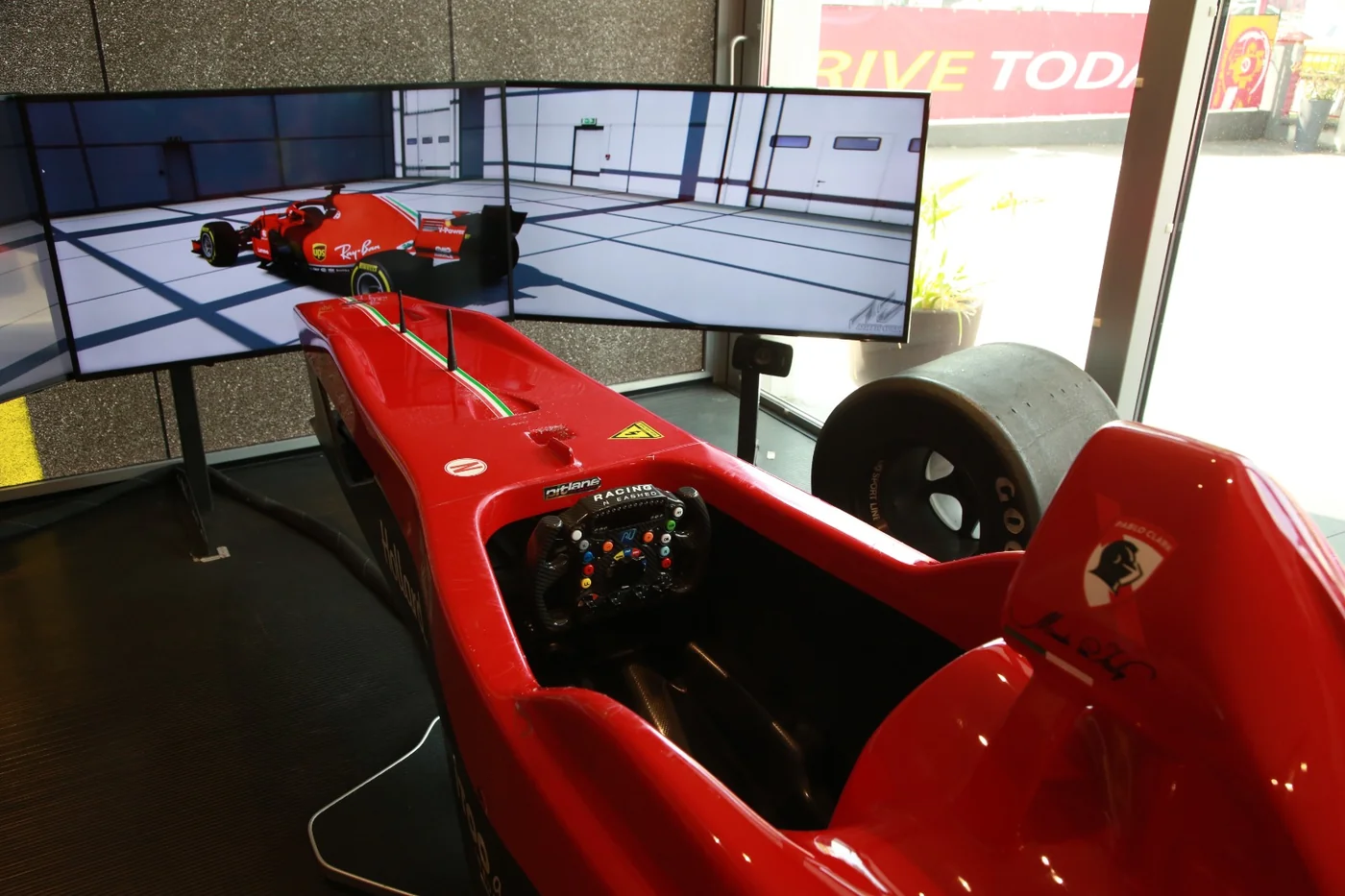 F1 Simulator Pit Lane